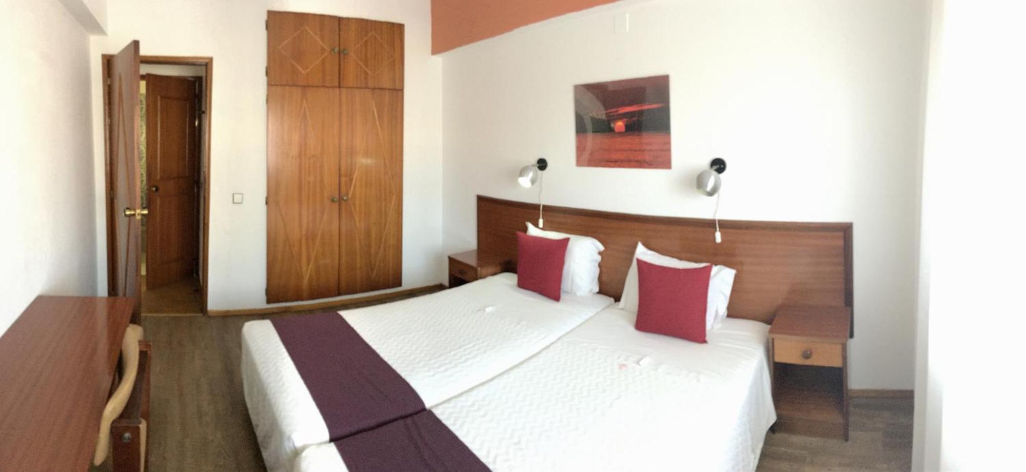 Rosamar Apartamentos Armacao de Pera Bilik gambar
