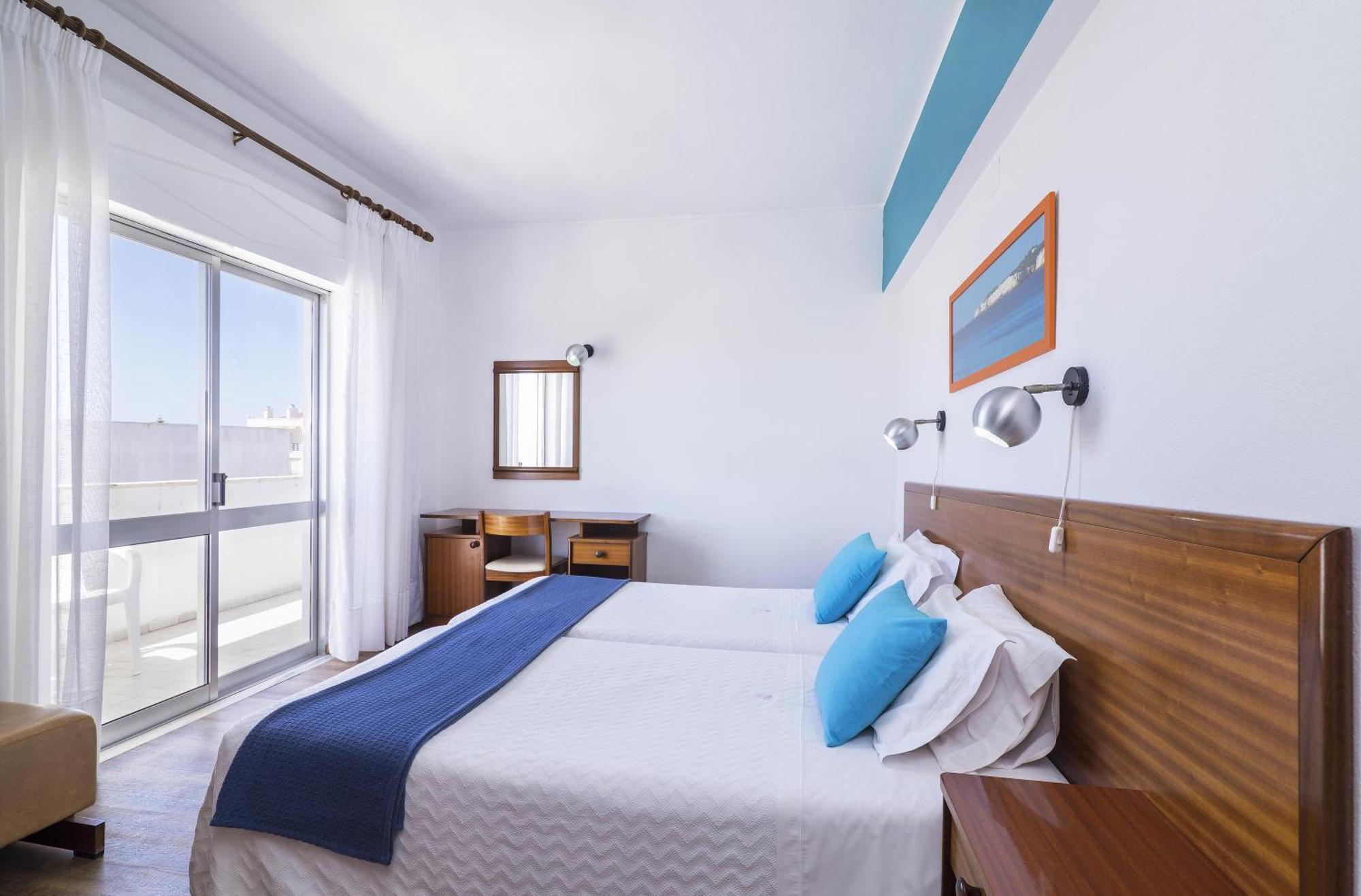 Rosamar Apartamentos Armacao de Pera Bilik gambar