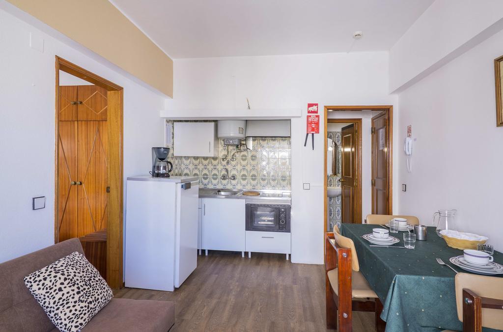 Rosamar Apartamentos Armacao de Pera Bilik gambar
