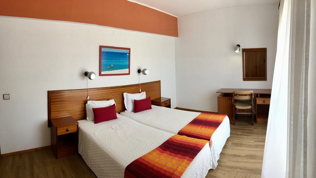 Rosamar Apartamentos Armacao de Pera Luaran gambar